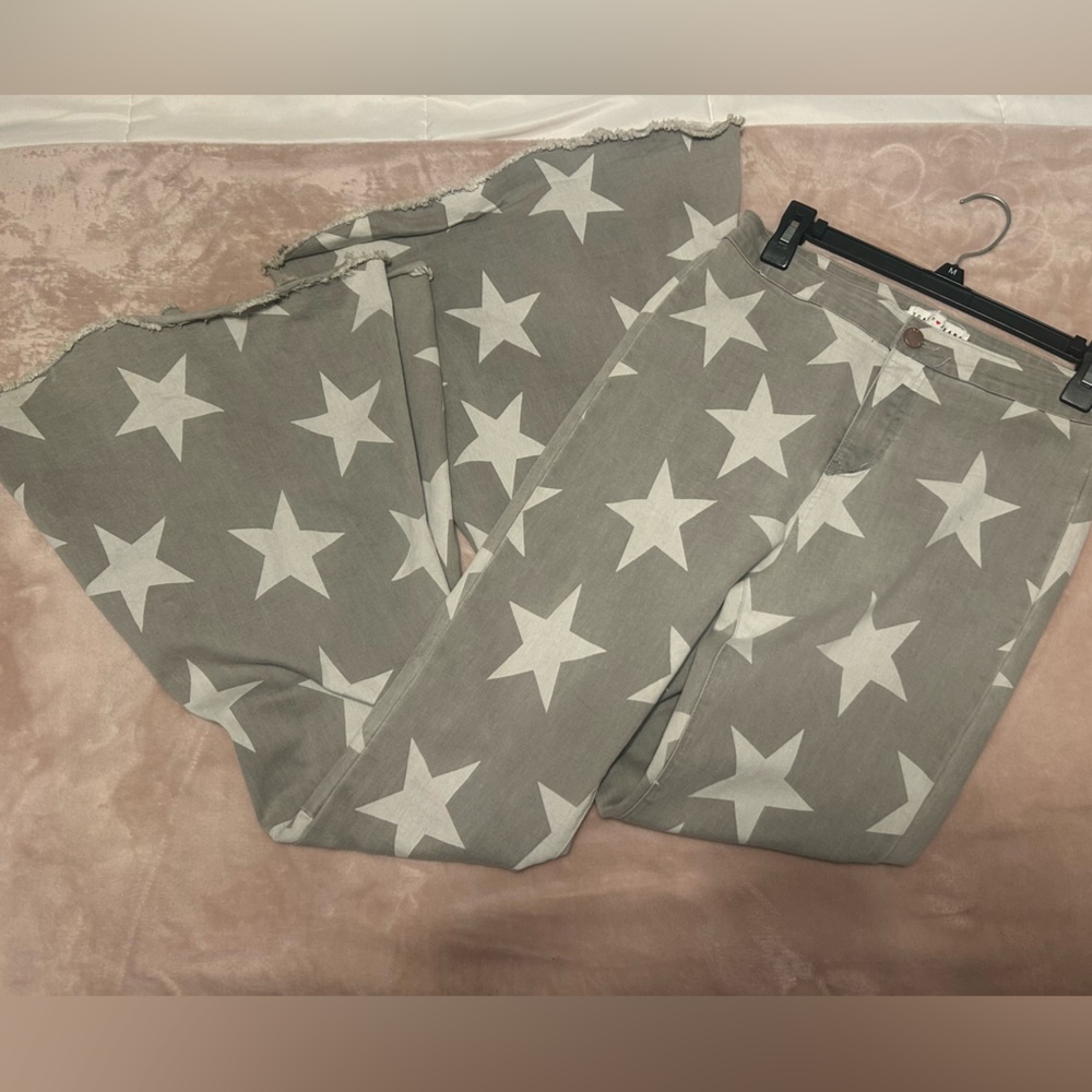HIGH RISE, SUPER FLARE DENIM JEANS SIZE L
